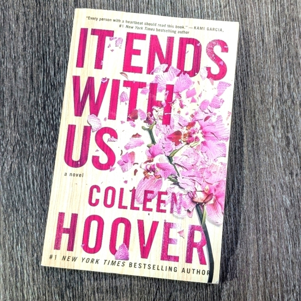 It Ends With Us Colleen Hoover Book